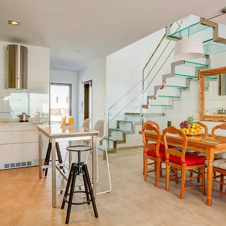 Luisa Seaview 1 Casasol