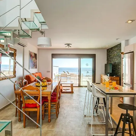 Luisa Seaview 1 Casasol